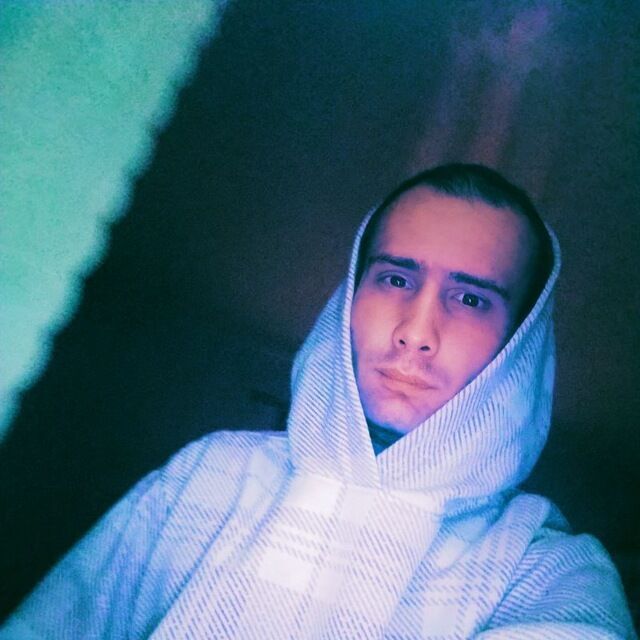  47584004  , 24 ,    