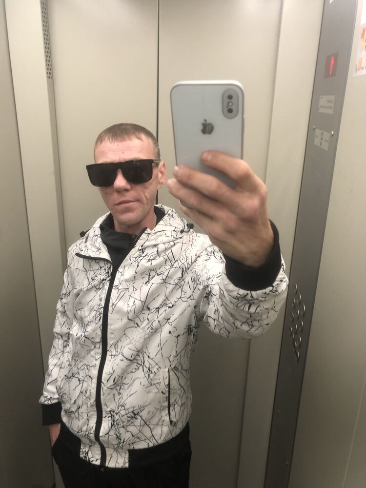  46924294  , 32 ,    