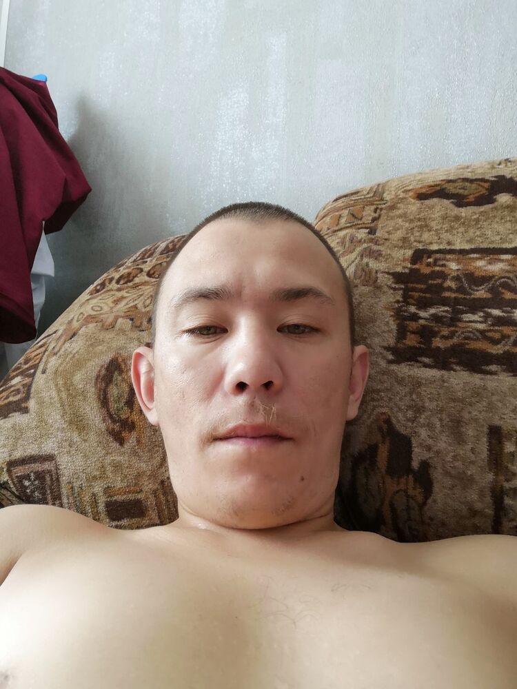  17004324  , 37 ,    