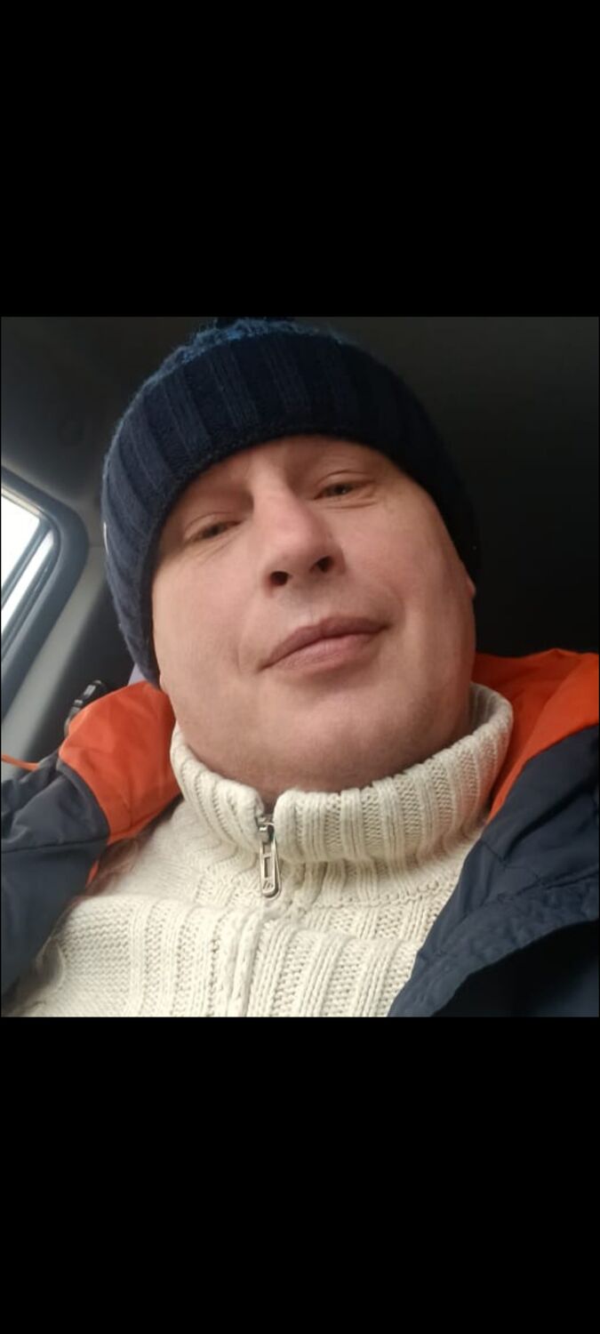  47046034  Tim, 47 ,    