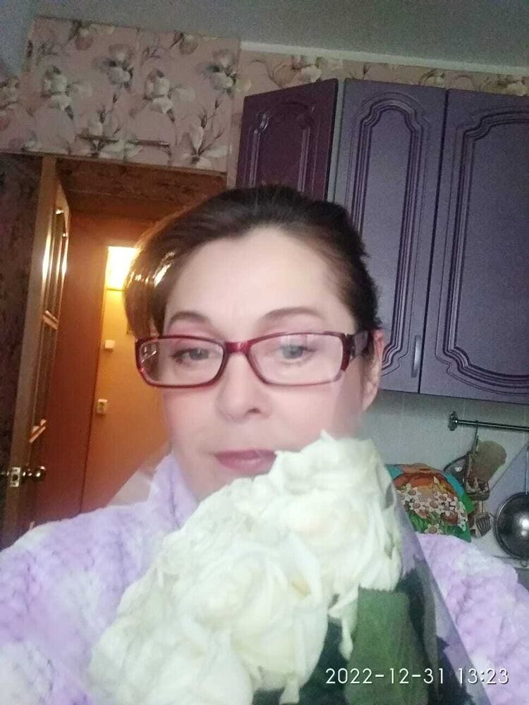  33714104  Lydmila, 52 ,    -
