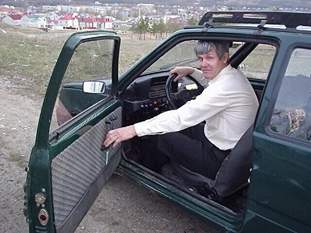  39765204  Vladimir, 68 ,    