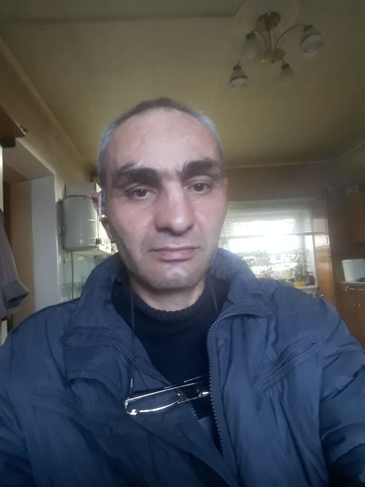 38656074  , 51 ,    