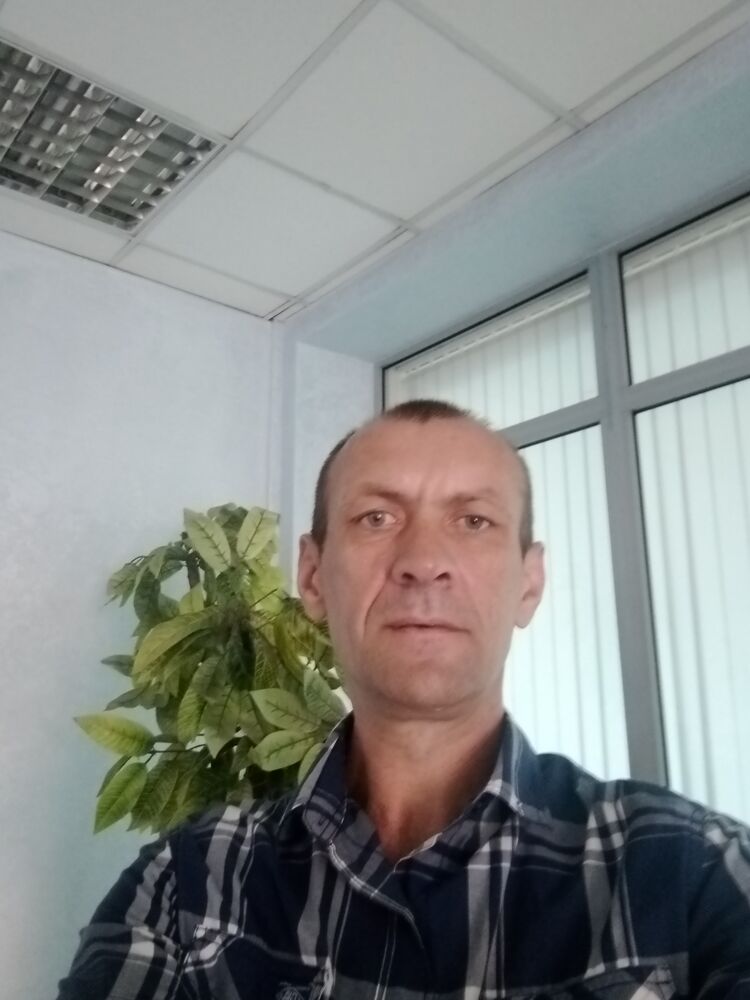  52950664  , 42 ,    