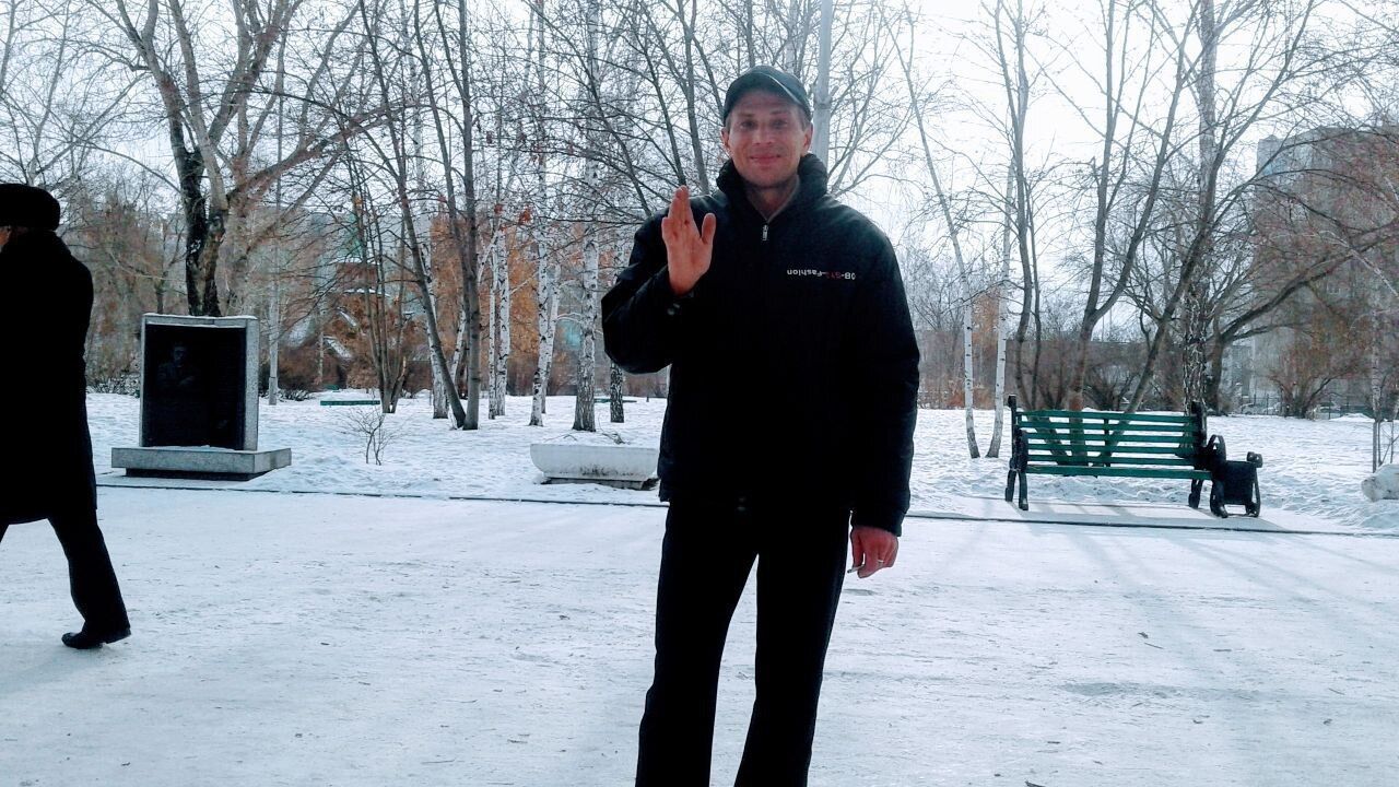  53954794  Dkgn, 45 ,    