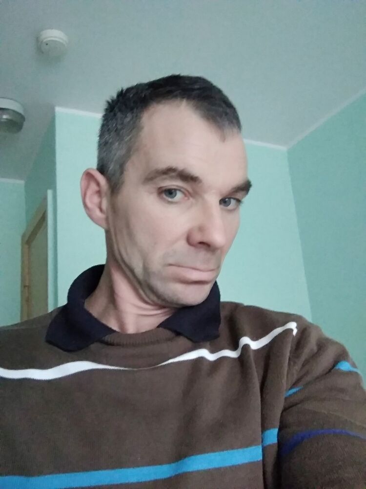  ,   Robert, 48 ,   ,   , c 