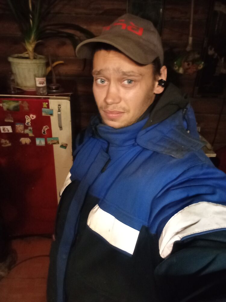  41303304  , 26 ,    