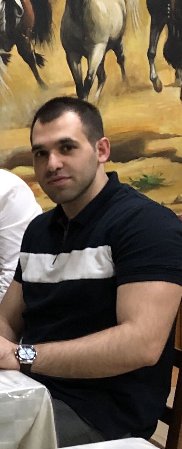  29800824  Karim, 33 ,    