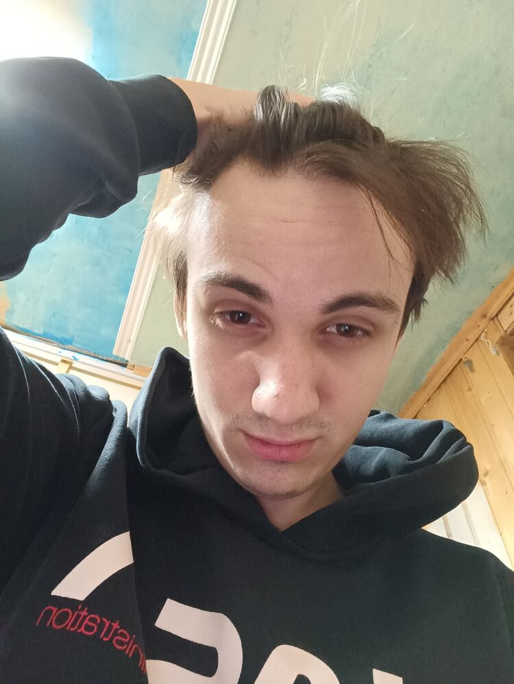  33806064  EvilScum, 24 ,    