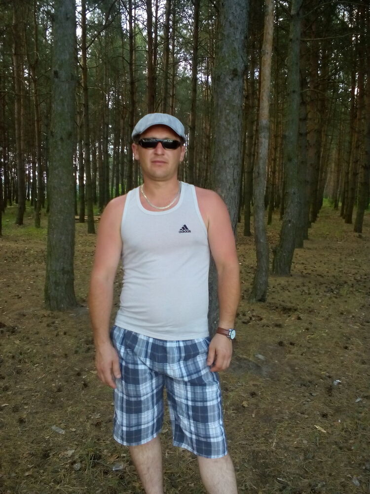  ,   Mihaei, 40 ,  