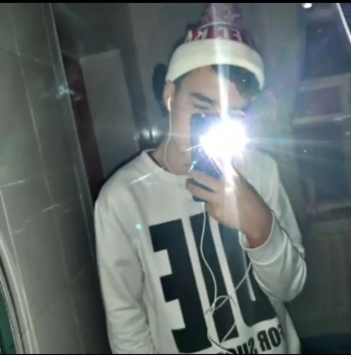  42977724  , 20 ,    