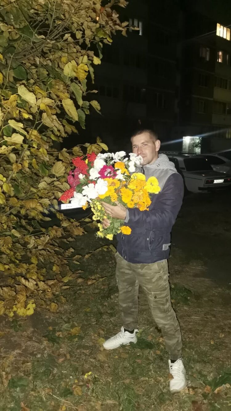  39222774  , 28 ,    