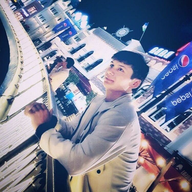  41971154  Ravshan, 24 ,    