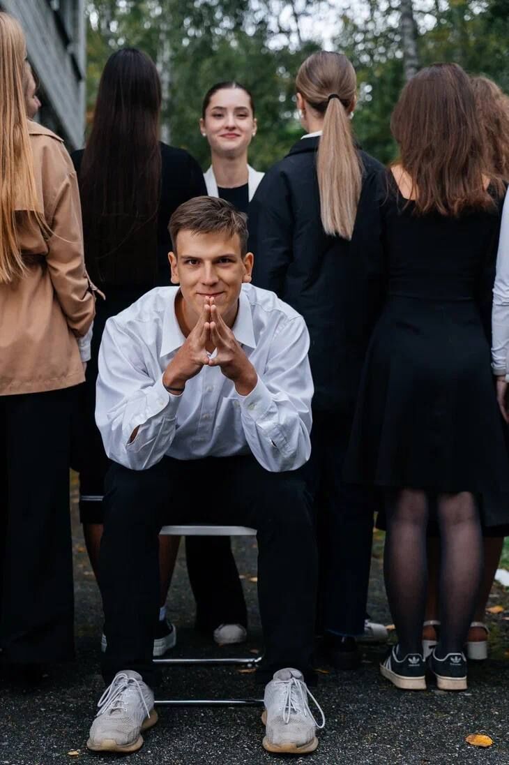  ,   Ѹ, 18 ,     , c 