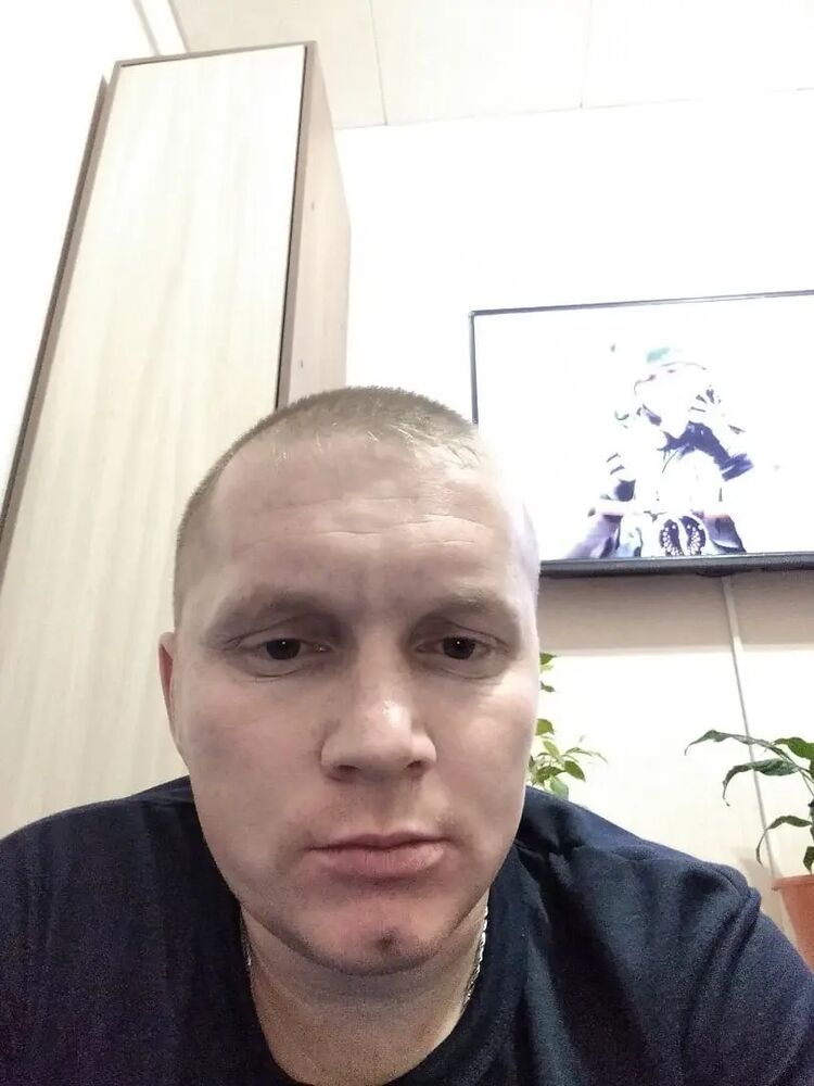 ���� 29441334 ������� ˸��, 37 ���, ���� ���������� � �������