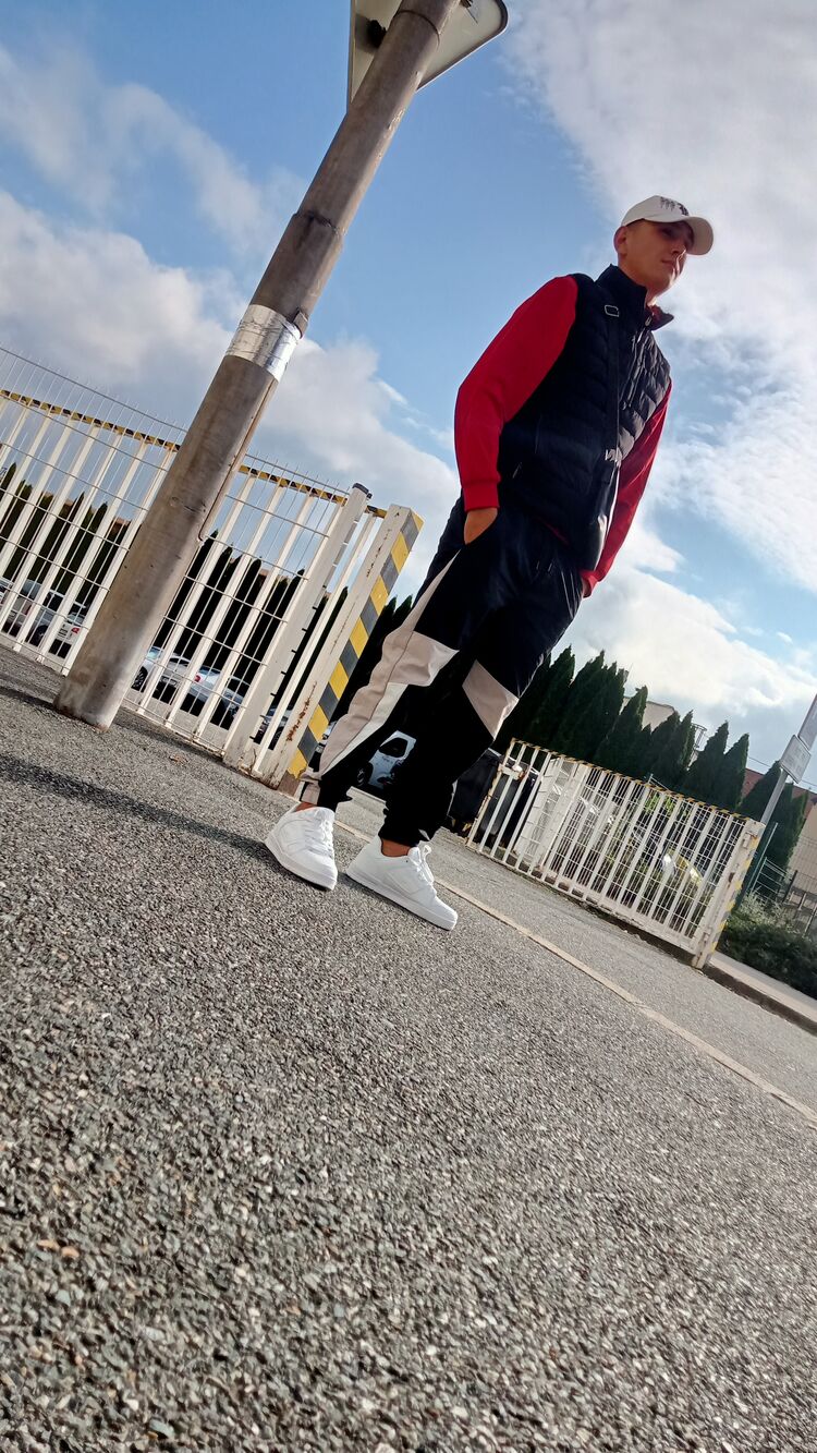  53822864  , 19 ,    
