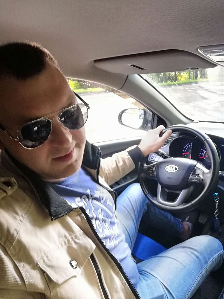  ,   Igor, 41 ,   ,   