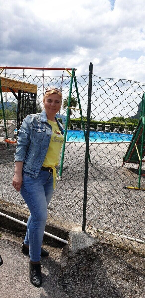  22434124  Sveta, 51 ,    