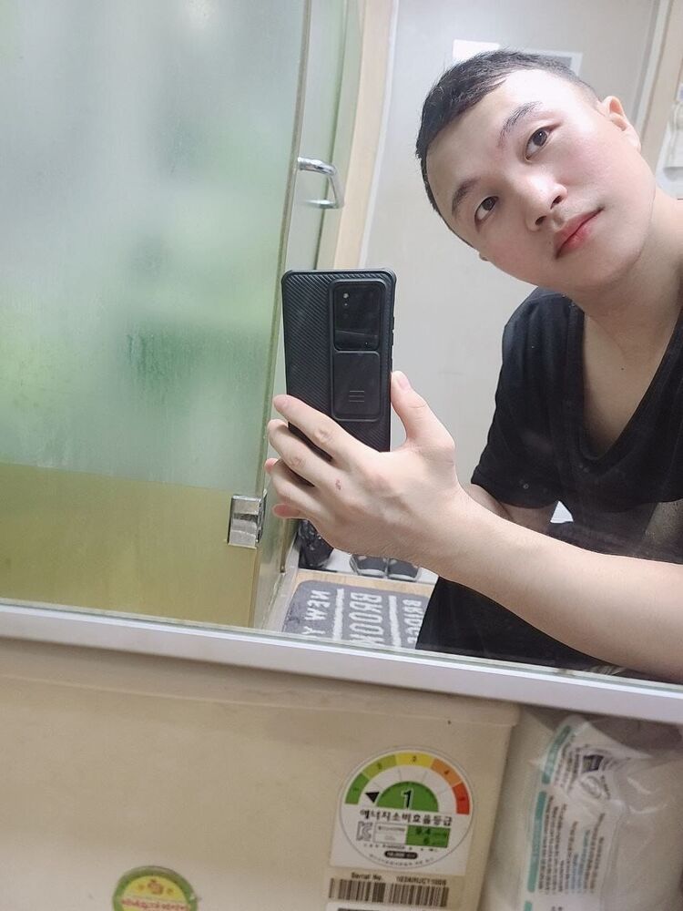  51271864  Ugly, 27 ,    -