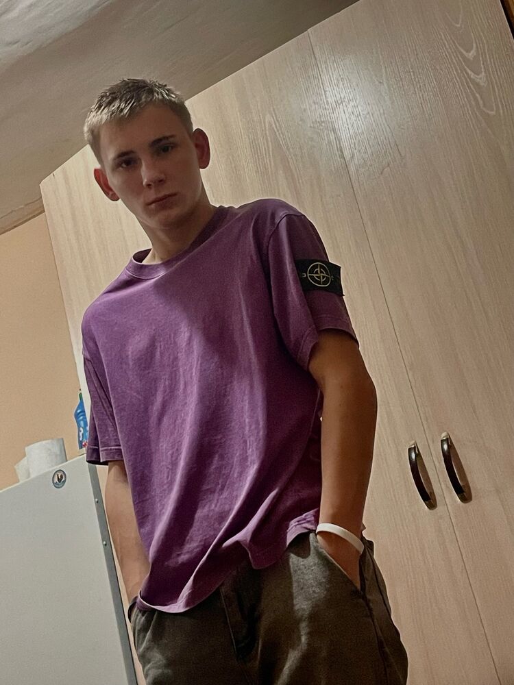  54085954  Vitaly, 20 ,    