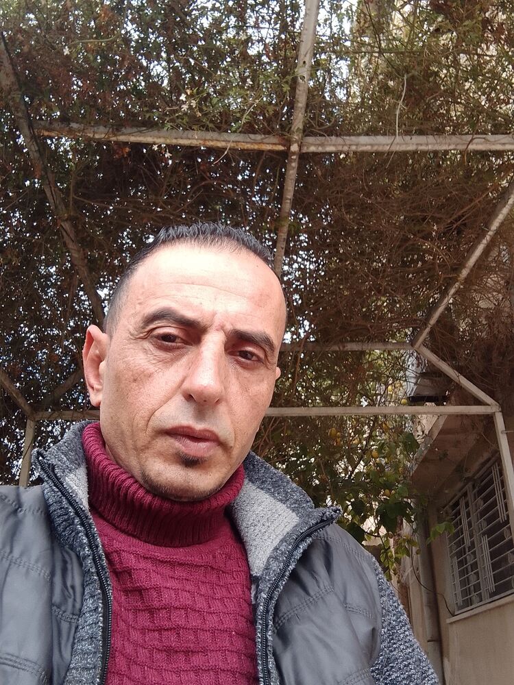  ,   Moaad, 43 ,   ,   