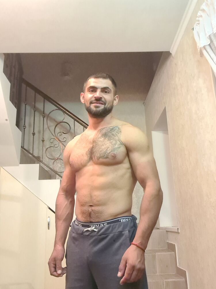  53403944  Andrei, 34 ,    