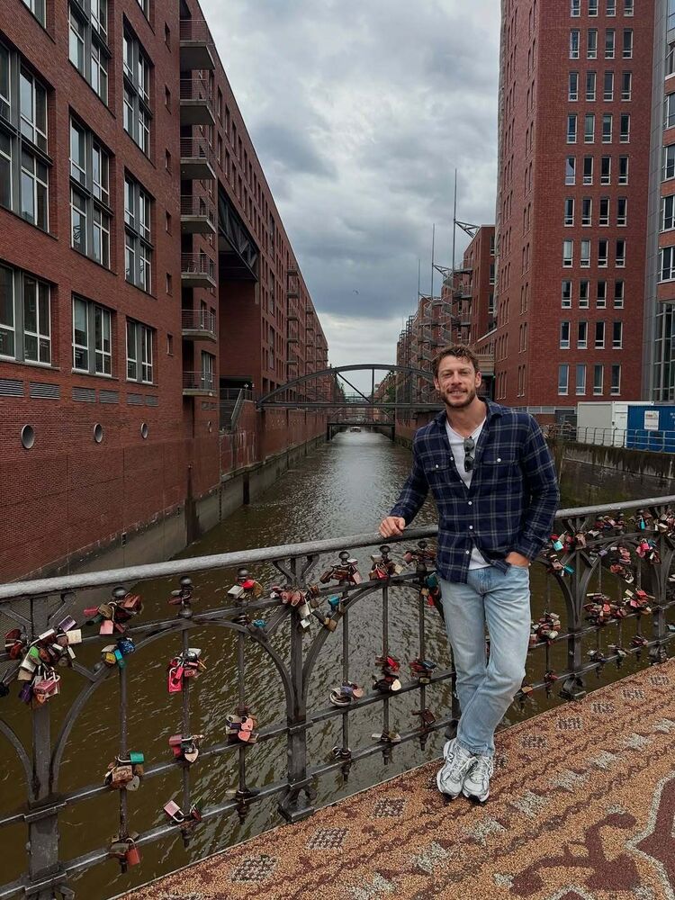  54241774  , 36 ,    -