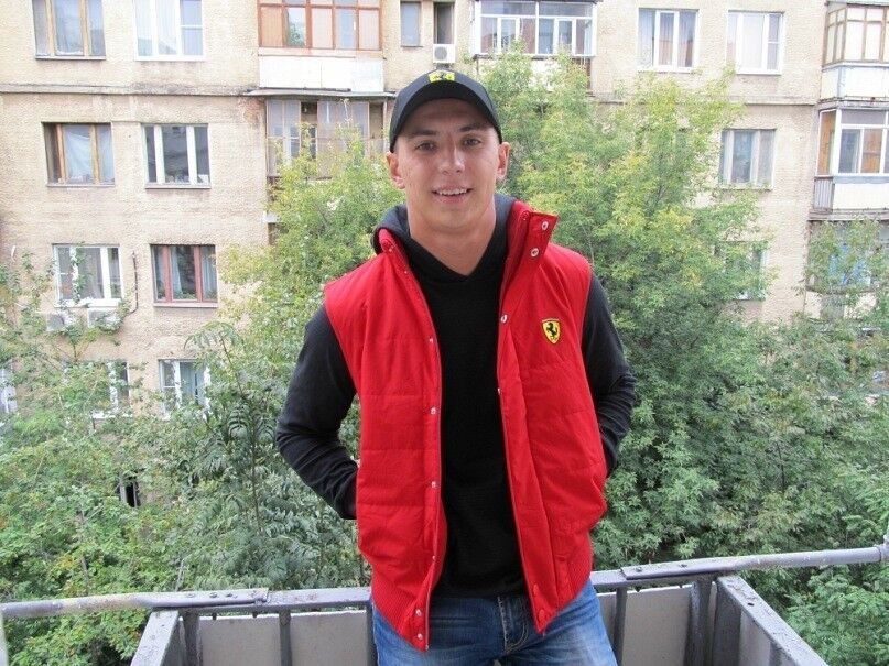  8476674  Roma, 36 ,    