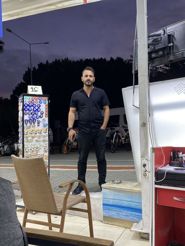  ,   Emrah, 29 ,   ,   