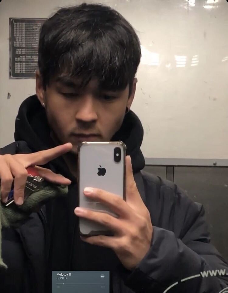 31730984  , 27 ,    