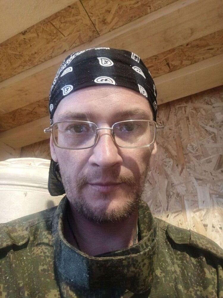  42836944  , 41 ,    