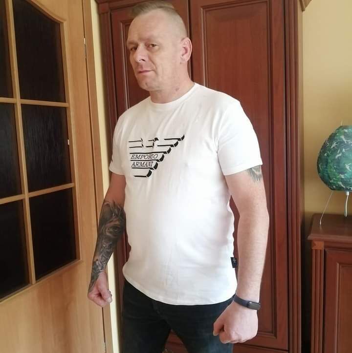  28592094  Andrzej, 43 ,    