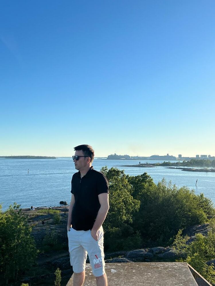  ,   Kolya, 30 ,   ,   