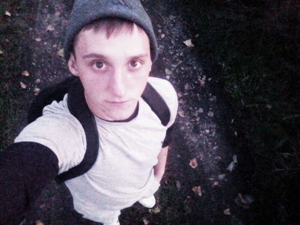  ,   Artem, 26 ,   