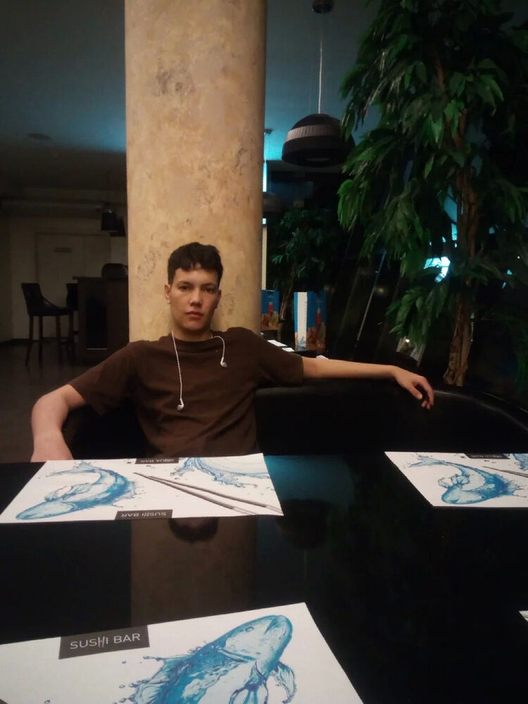 ���� 15154584 ������� ������, 33 ����, ���� ���������� � �����-����������