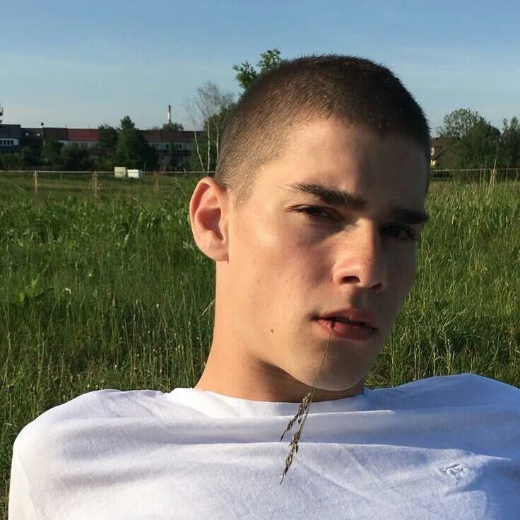  --,   , 19 ,   c , 