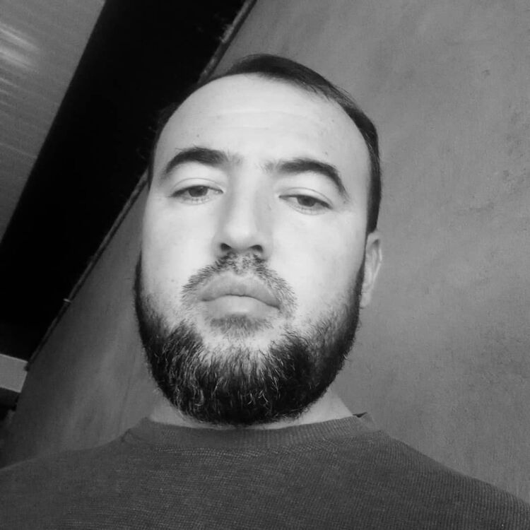  29892294  Sash, 40 ,    