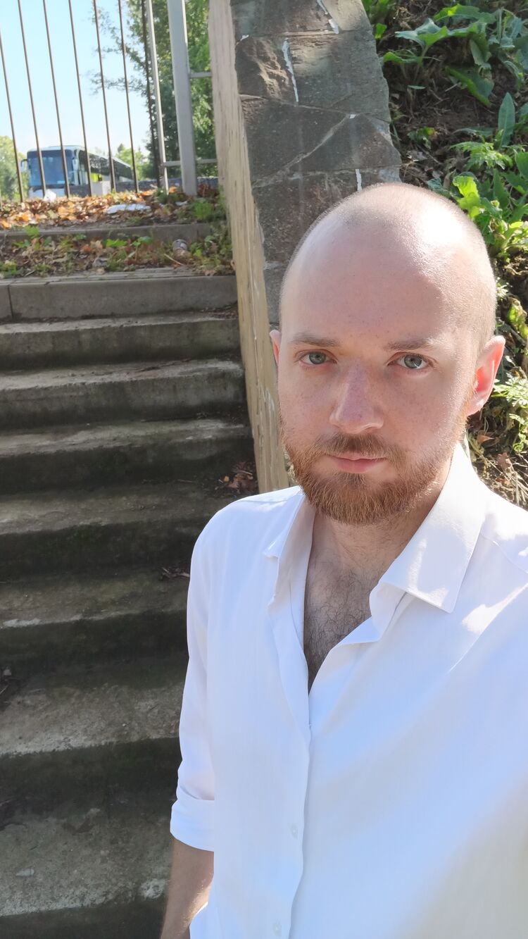  37632394  Alex, 32 ,    -