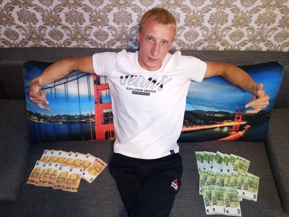 ,   Vladimir, 30 ,   ,   , c , 