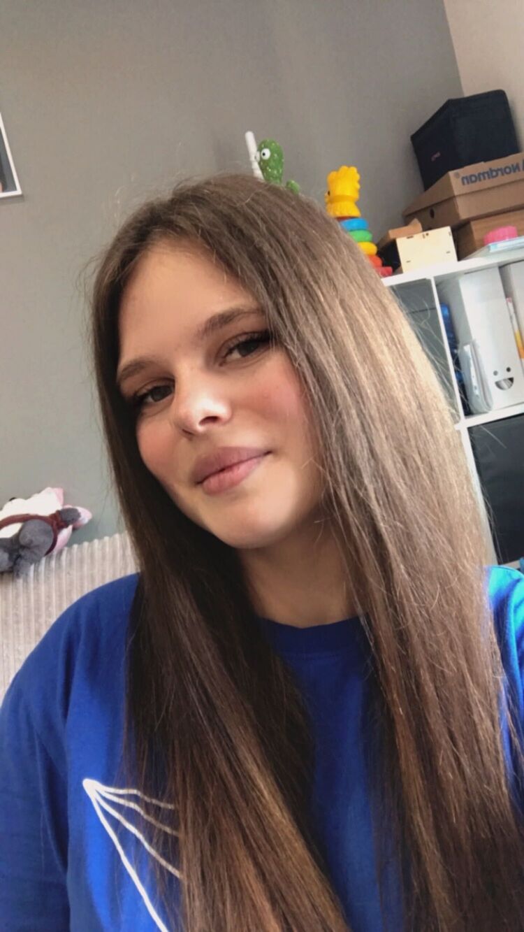  53929254  , 22 ,    -