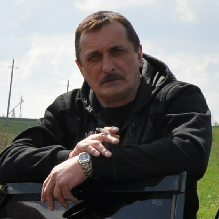  ,   Pavel, 61 ,   ,   , c 