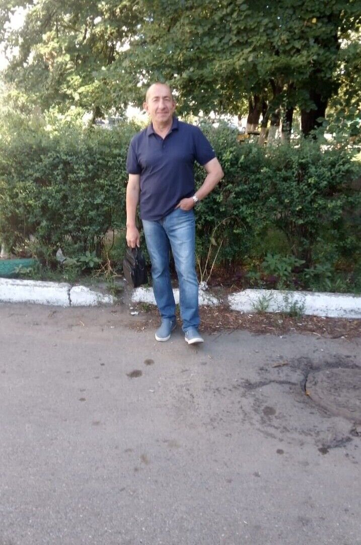  21065224  , 54 ,    