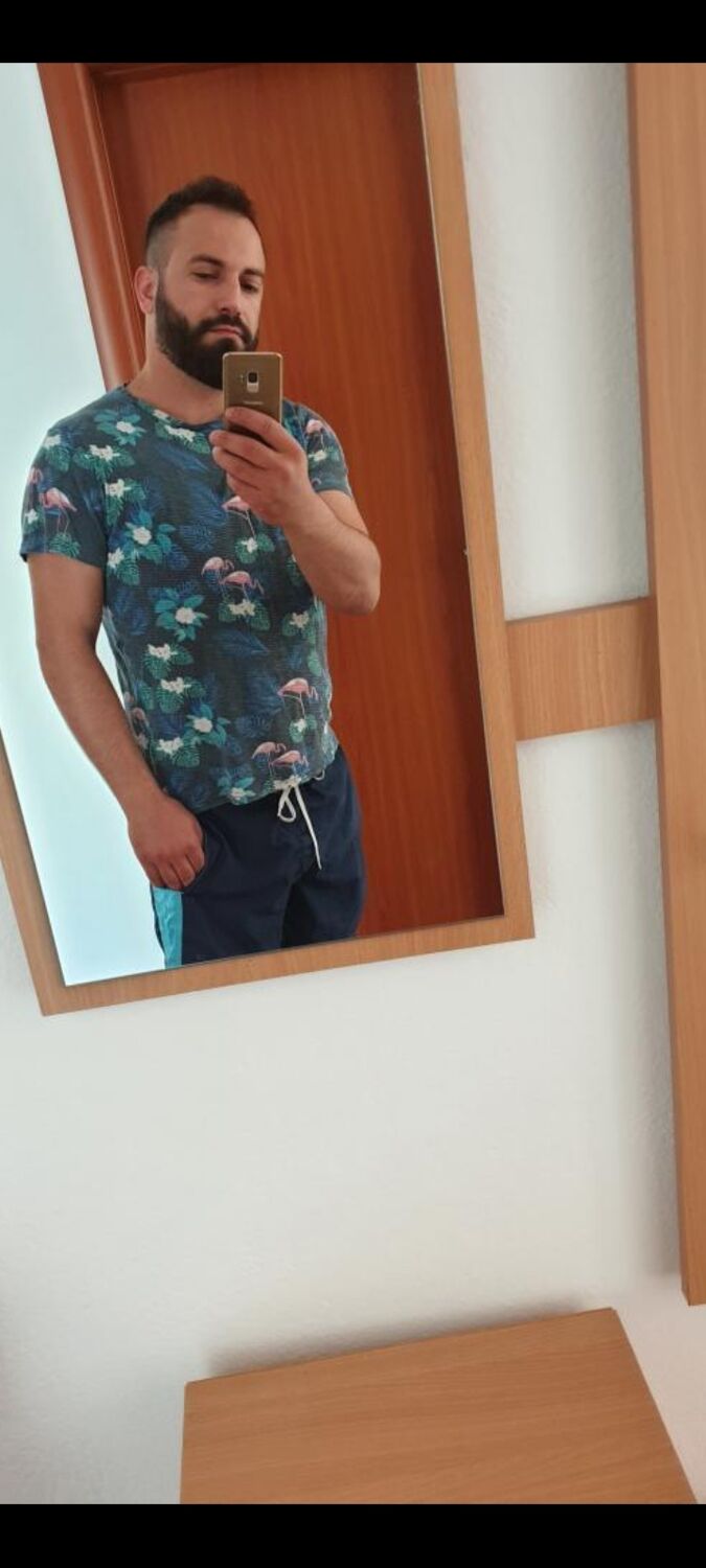  Budva,   Raso, 33 ,   ,   