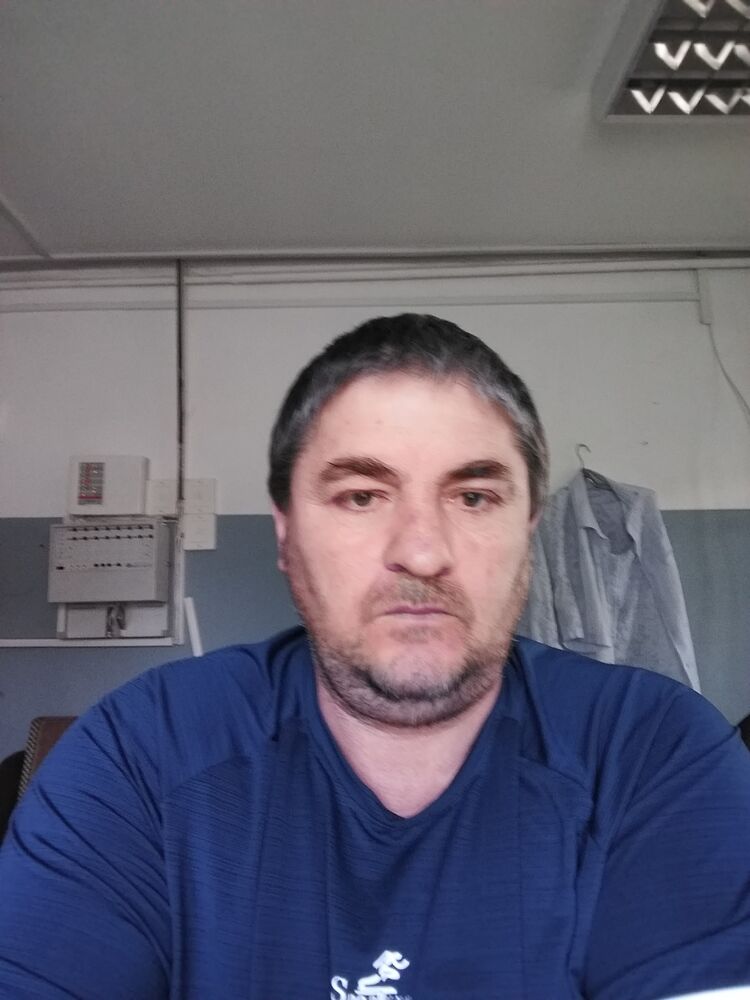  23528304  , 49 ,    