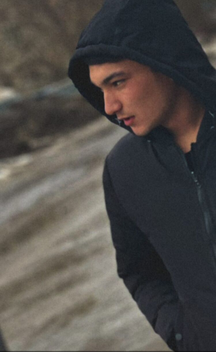  34130784  Sahob, 23 ,     