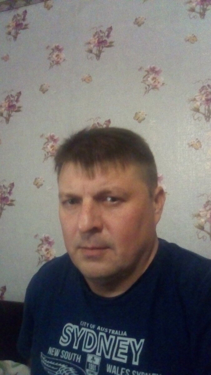  18133534  , 49 ,    
