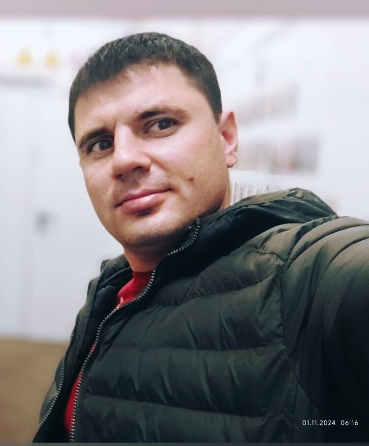  ,   Denis, 33 ,   ,   , c , 