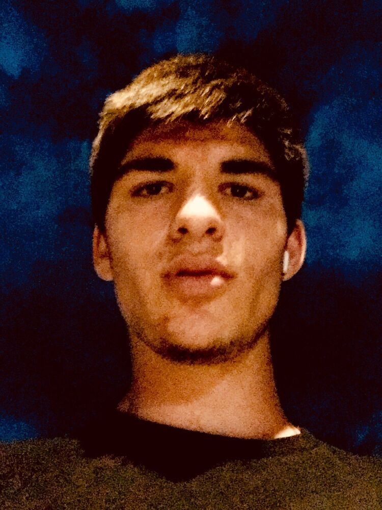  45758864  Ismail, 18 ,    
