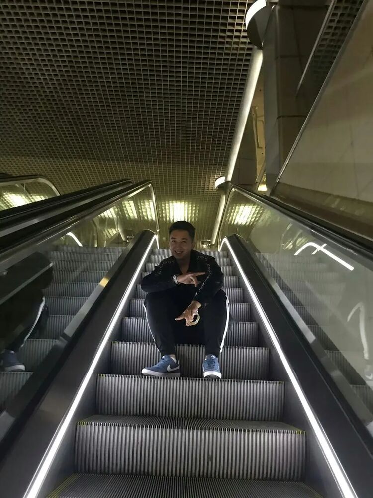  32084294  , 25 ,     