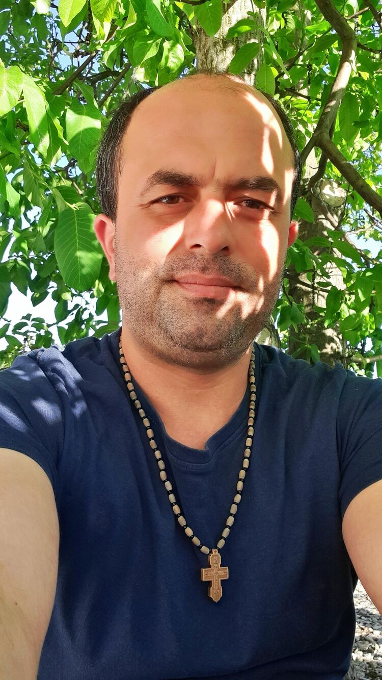  29188774  Nukri bcikaz, 41 ,    